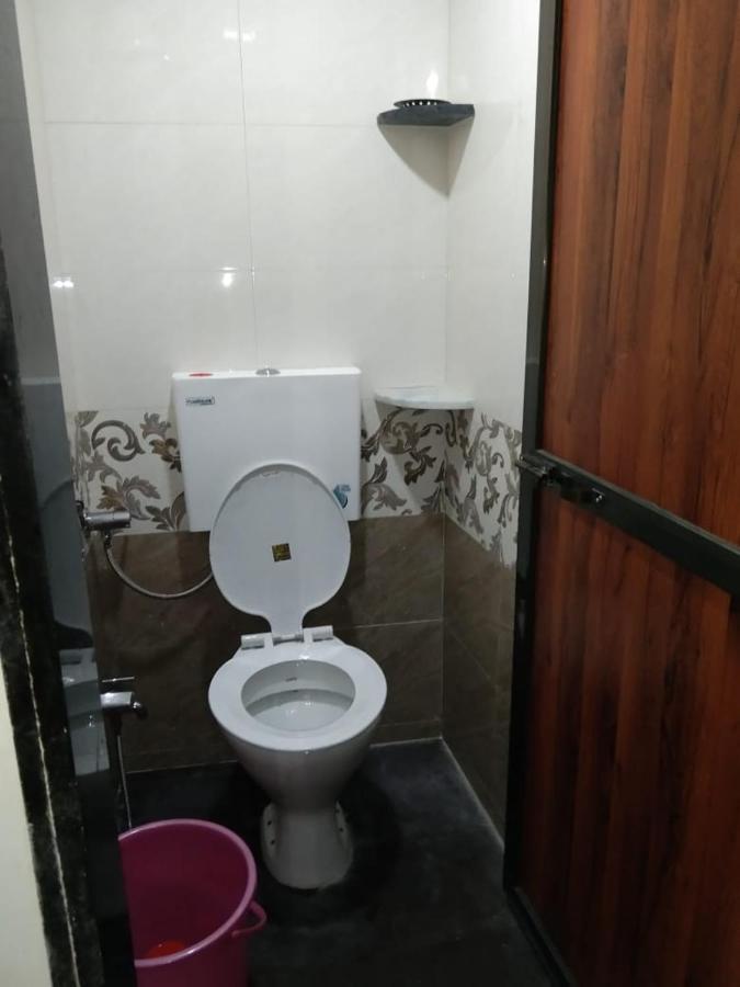 Sadguru Lodge Mumbai Dış mekan fotoğraf