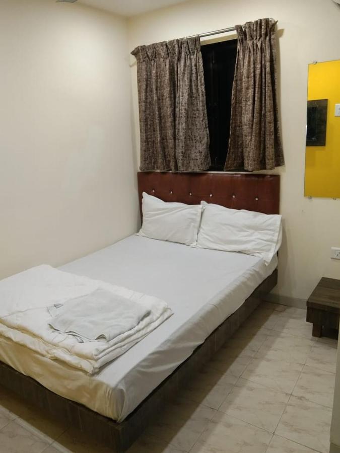 Sadguru Lodge Mumbai Dış mekan fotoğraf